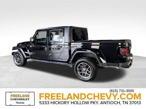 2023 Jeep Gladiator Overland