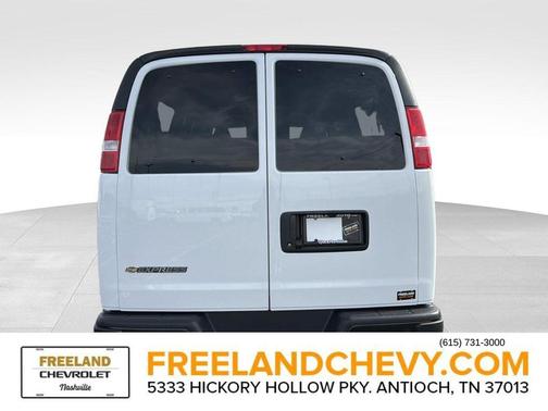 2025 Chevrolet Express 3500 LS