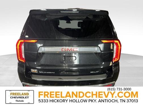 2023 GMC Yukon SLT