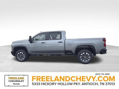 Sterling Gray Metallic 2026 Chevrolet Silverado 2500 Custom