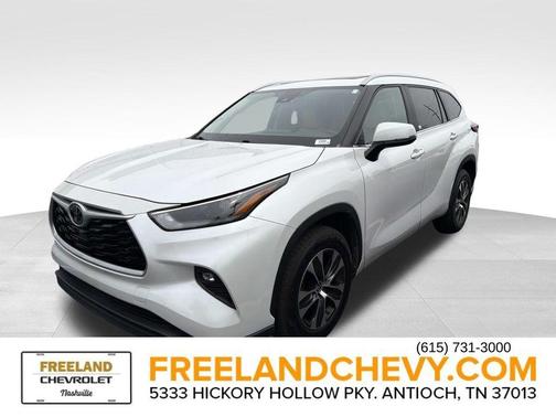 Pearl 2023 Toyota Highlander XLE