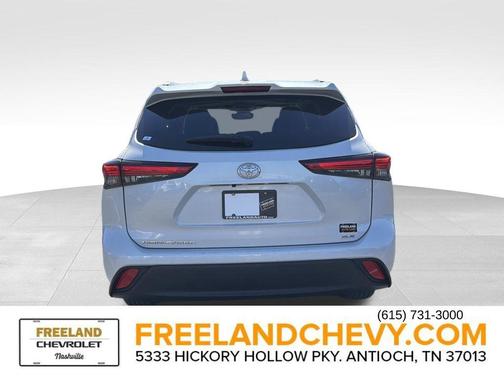 Pearl 2023 Toyota Highlander XLE