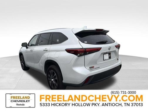 Pearl 2023 Toyota Highlander XLE