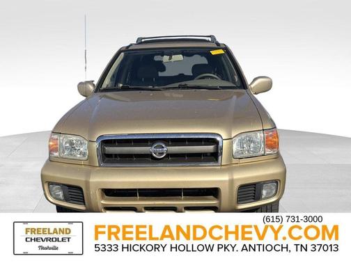 2004 Nissan Pathfinder LE