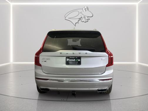 2021 Volvo XC90 Recharge Plug-In Hybrid T8 Inscription Expression 7 Passenger