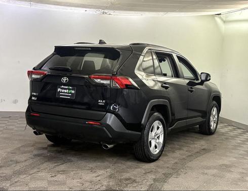 Midnight Black Metallic 2019 Toyota RAV4 XLE