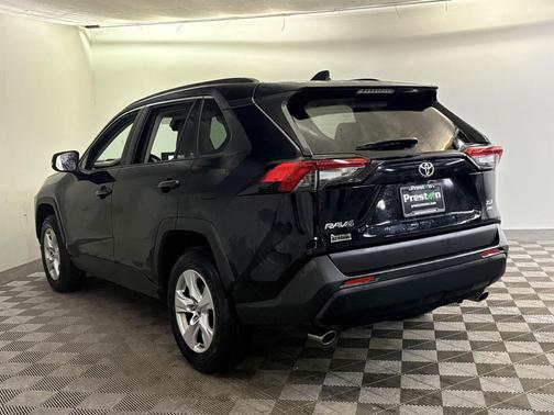Midnight Black Metallic 2019 Toyota RAV4 XLE