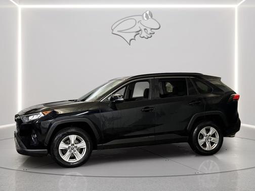 Midnight Black Metallic 2019 Toyota RAV4 XLE