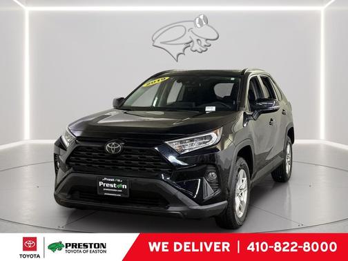 Midnight Black Metallic 2019 Toyota RAV4 XLE