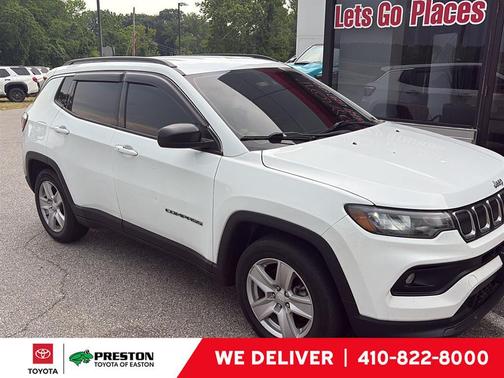Bright White Clearcoat 2022 Jeep Compass Latitude