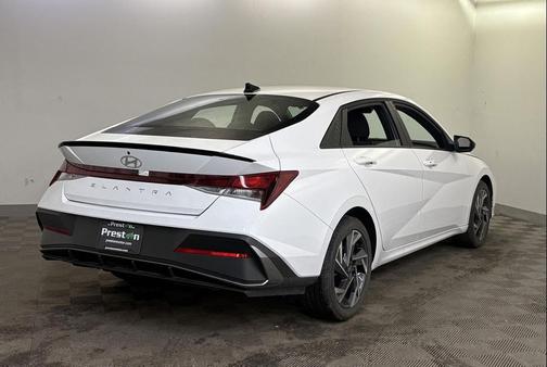 2025 Hyundai ELANTRA Sport
