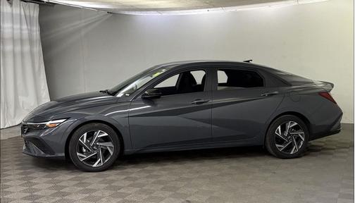 2025 Hyundai ELANTRA Sport