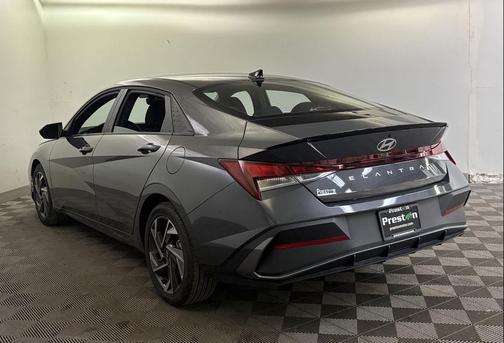 2025 Hyundai ELANTRA Sport