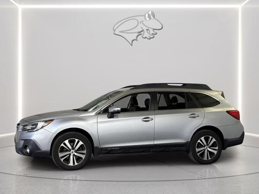 Ice Silver Metallic 2018 Subaru Outback 3.6R Limited