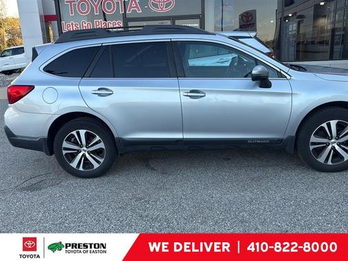 Ice Silver Metallic 2018 Subaru Outback 3.6R Limited