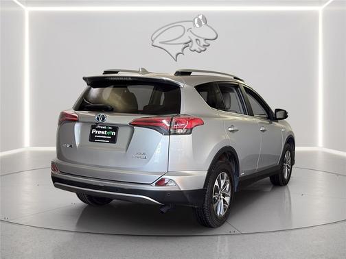 Silver Sky Metallic 2017 Toyota RAV4 Hybrid SE