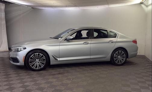 2020 BMW 530 530i