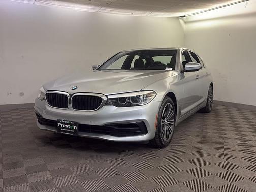 2020 BMW 530 530i