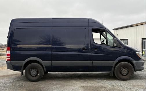 2018 Mercedes-Benz Sprinter 2500 Standard Roof