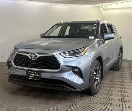 2021 Toyota Highlander Hybrid XLE