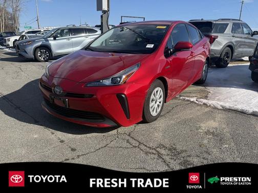 2019 Toyota Prius LE