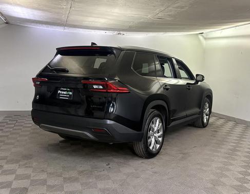 Midnight Black Metallic 2025 Toyota Grand Highlander XLE