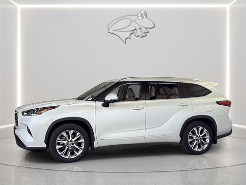 Wind Chill Pearl 2023 Toyota Highlander Hybrid Limited