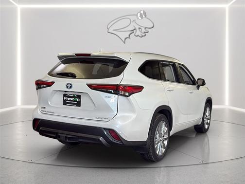 Wind Chill Pearl 2023 Toyota Highlander Hybrid Limited
