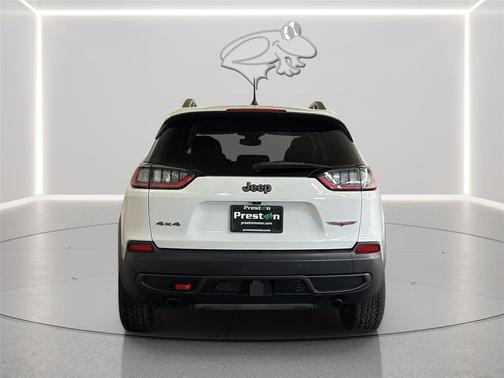 Bright White Clearcoat 2021 Jeep Cherokee Trailhawk