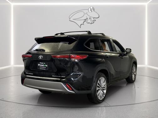 2020 Toyota Highlander Platinum