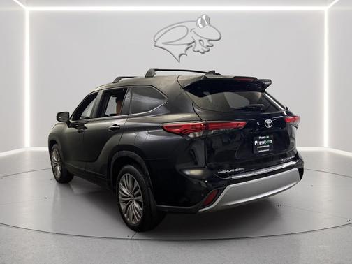 2020 Toyota Highlander Platinum