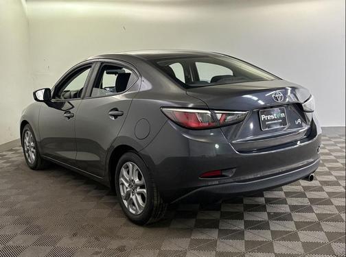 2017 Toyota Yaris iA Base