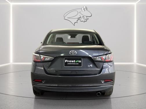 2017 Toyota Yaris iA Base