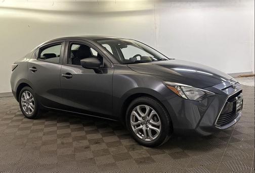 2017 Toyota Yaris iA Base