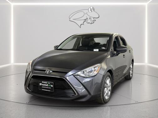 2017 Toyota Yaris iA Base