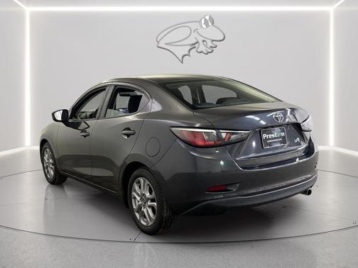 2017 Toyota Yaris iA Base