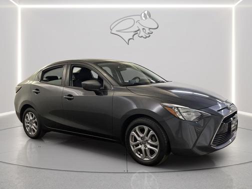 2017 Toyota Yaris iA Base