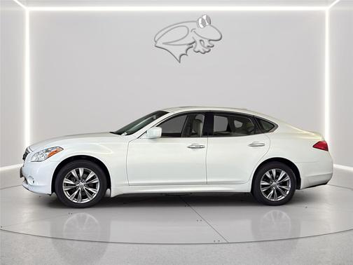 Moonlight White 2013 INFINITI M37x Base