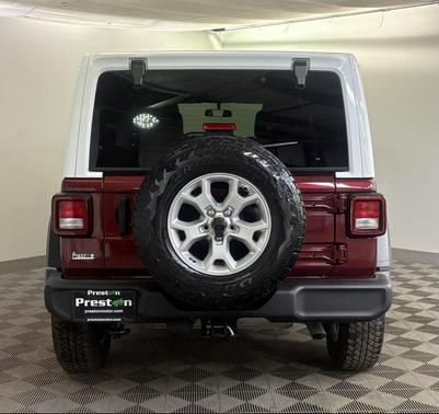 2021 Jeep Wrangler Unlimited Islander 4x4
