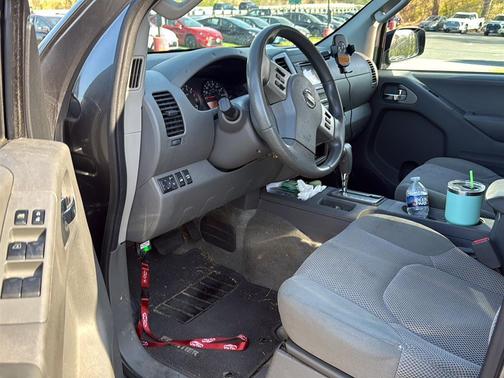 2017 Nissan Frontier SV