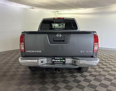 Gun Metallic 2017 Nissan Frontier SV