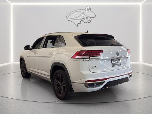 2021 Volkswagen Atlas Cross Sport 3.6L V6 SE w/Technology R-Line