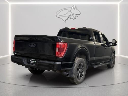 AGATE BLACK METALLIC 2022 Ford F-150 XLT
