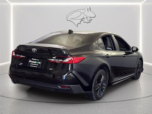 Midnight Black Metallic 2025 Toyota Camry SE