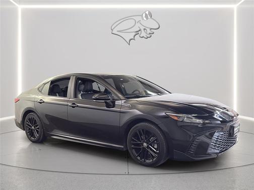 Midnight Black Metallic 2025 Toyota Camry SE