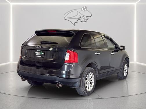 TUXEDO BLACK METALLIC 2013 Ford Edge SE