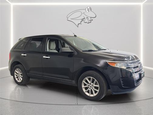 TUXEDO BLACK METALLIC 2013 Ford Edge SE