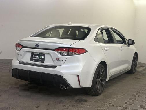2024 Toyota Corolla Hybrid SE