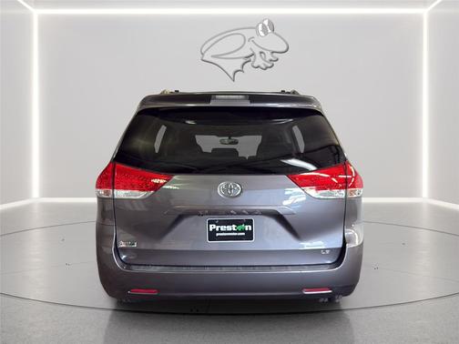 Predawn Gray Mica 2014 Toyota Sienna LE