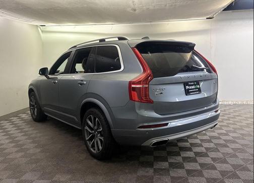 Osmium Grey Metallic 2019 Volvo XC90 T6 Momentum